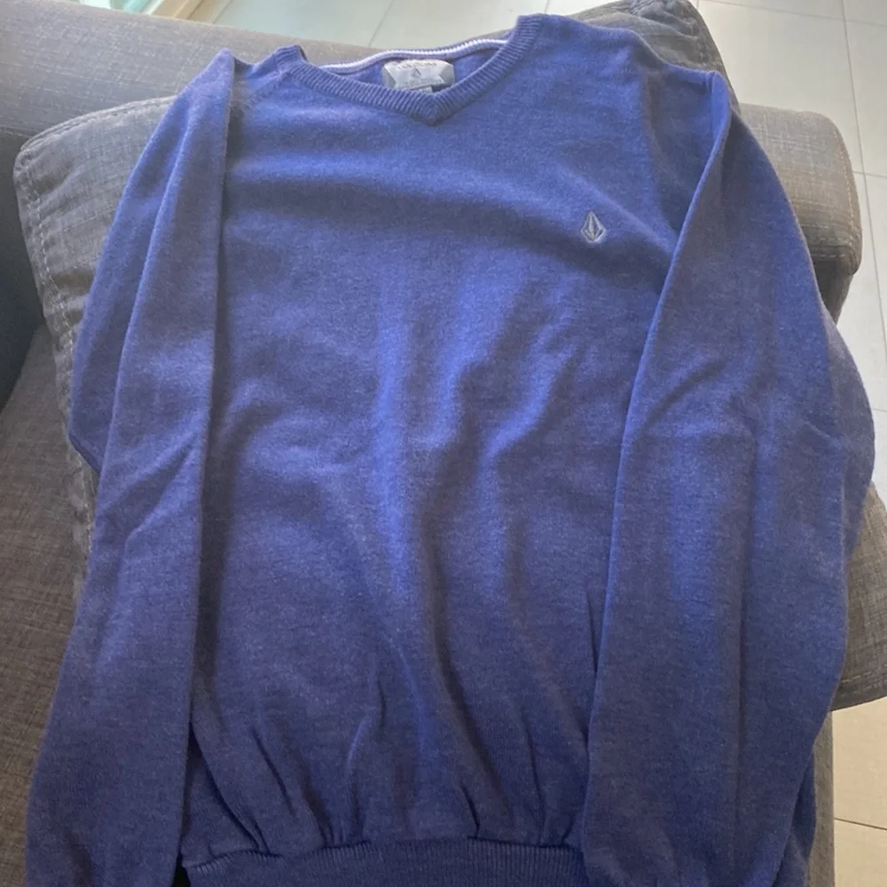 Volcom - Picture 3 of 5